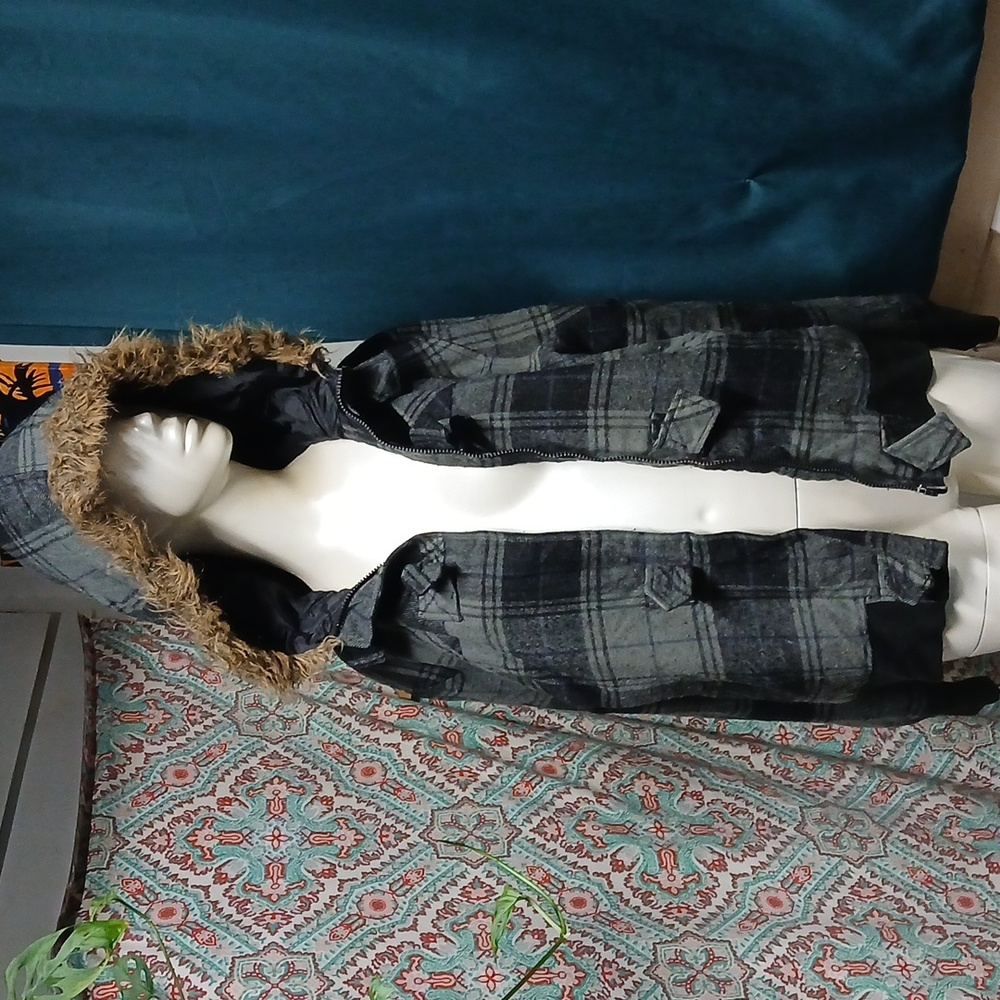 Anchorblue Plaid Polyester Quilted Jacket, Size XL - Picture 4 of 11